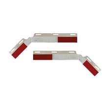 Angled aluminum conspicuity plate set for semi trucks