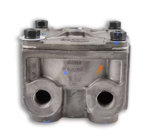 R12V type relay valve, 4 PSI crack pressure, 3/8in NPT delivery ports, for heavy-duty truck air brakes